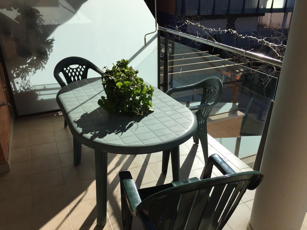Apartamento Port Marino 坎布里尔斯 外观 照片